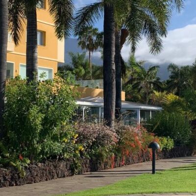 hotel-810x466