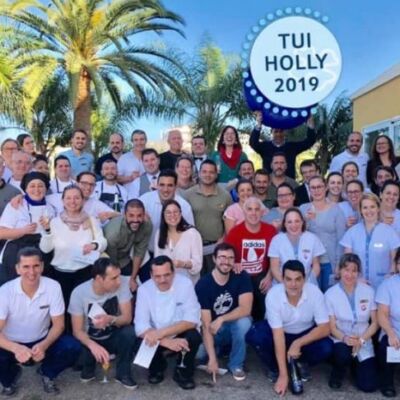 tui-810x466